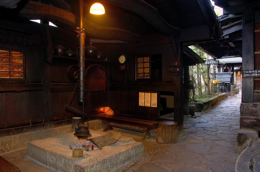 Kurokawa Onsen Yama No Yado Shinmeikan Minamioguni Exterior photo