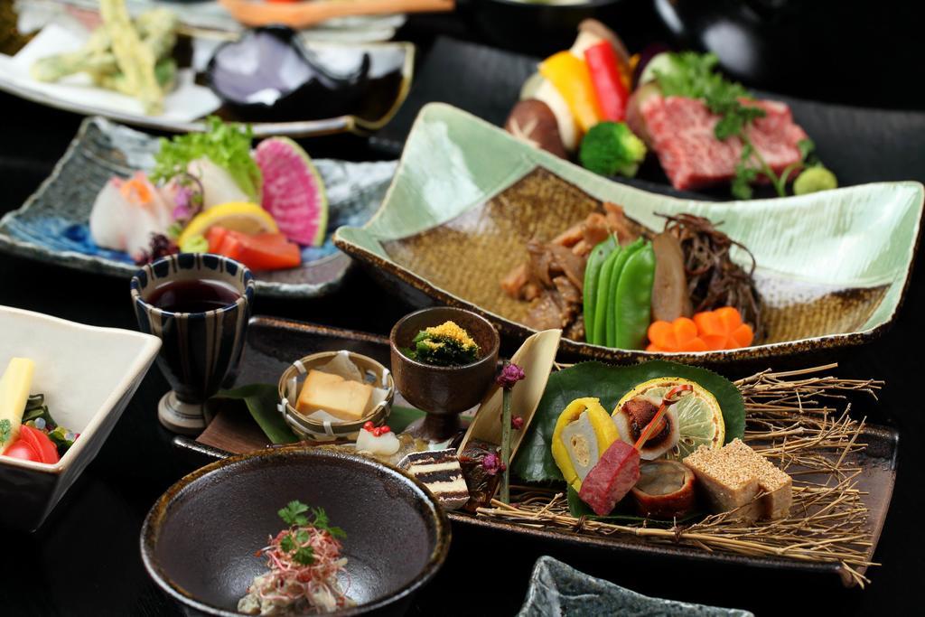 Kurokawa Onsen Yama No Yado Shinmeikan Minamioguni Exterior photo