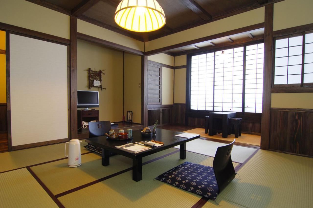 Kurokawa Onsen Yama No Yado Shinmeikan Minamioguni Exterior photo